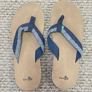 Sanuk Flip Flops Size 12